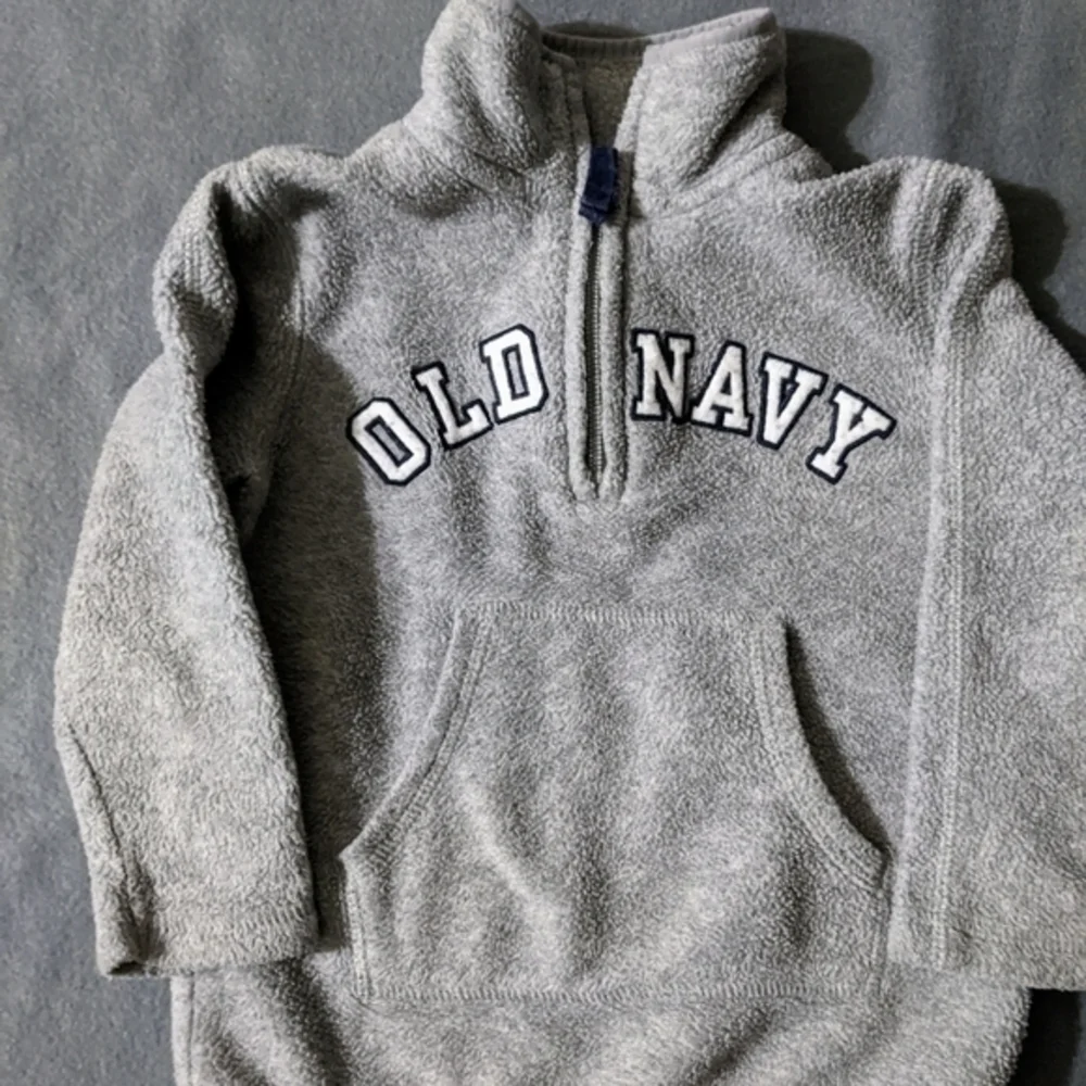 Boys Old Navy quarter zip fleece pullover‎ size 2t